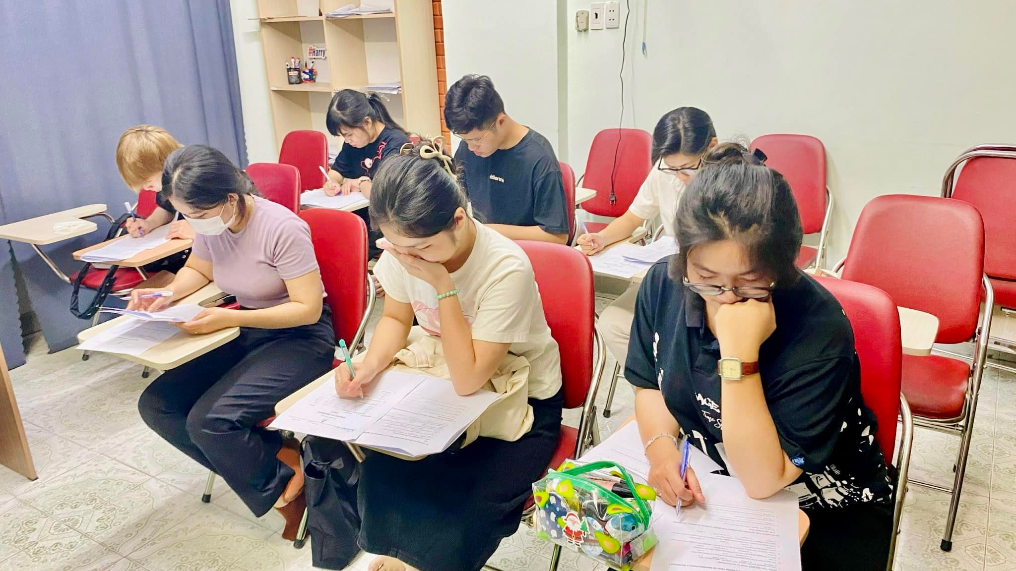 5 Chiến Lược Vàng Giúp Học Viên Việt Nâng Cao Điểm TOEIC Listening